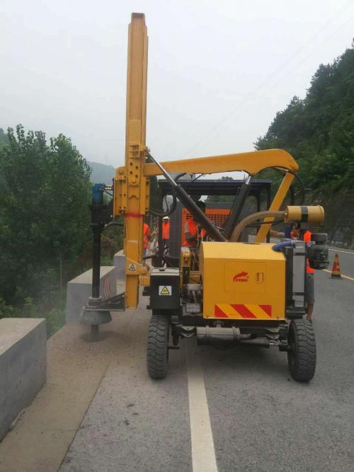 湖南地質勘探錨桿鉆機 渦輪增壓邊坡支護機 山區公路護欄安裝機