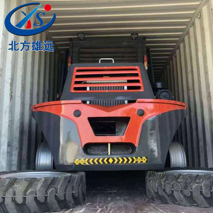 北方雄遠一體式柴油越野叉車行業領先