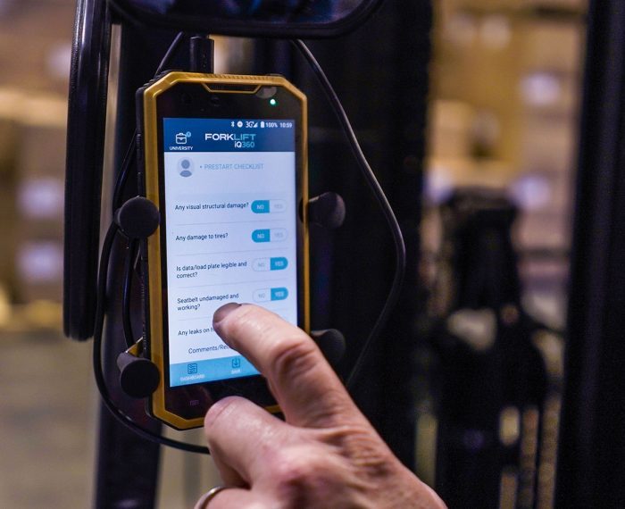 Collective Intelligence Forklift iQ360系統