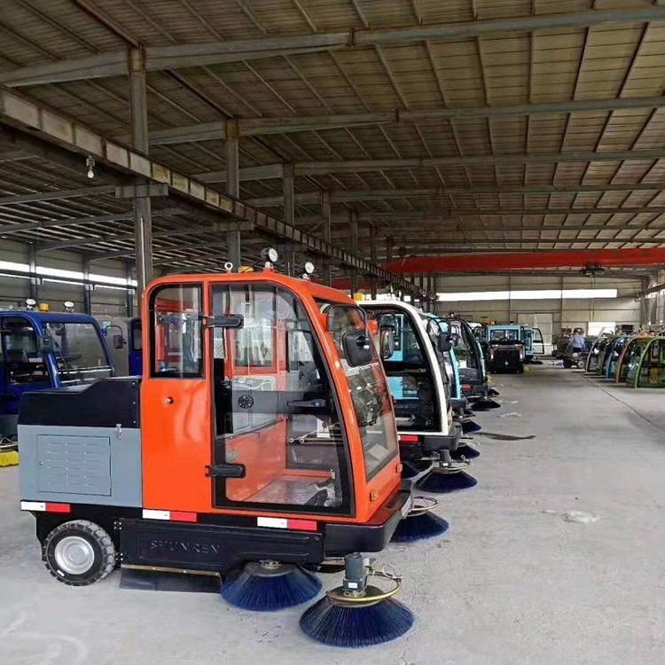 供應(yīng)物業(yè)小型多功能電動掃地車 攪拌站掃地機(jī) 駕駛式掃路車