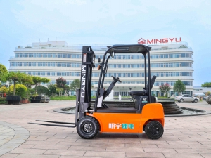 明宇B15電動平衡重式叉車
