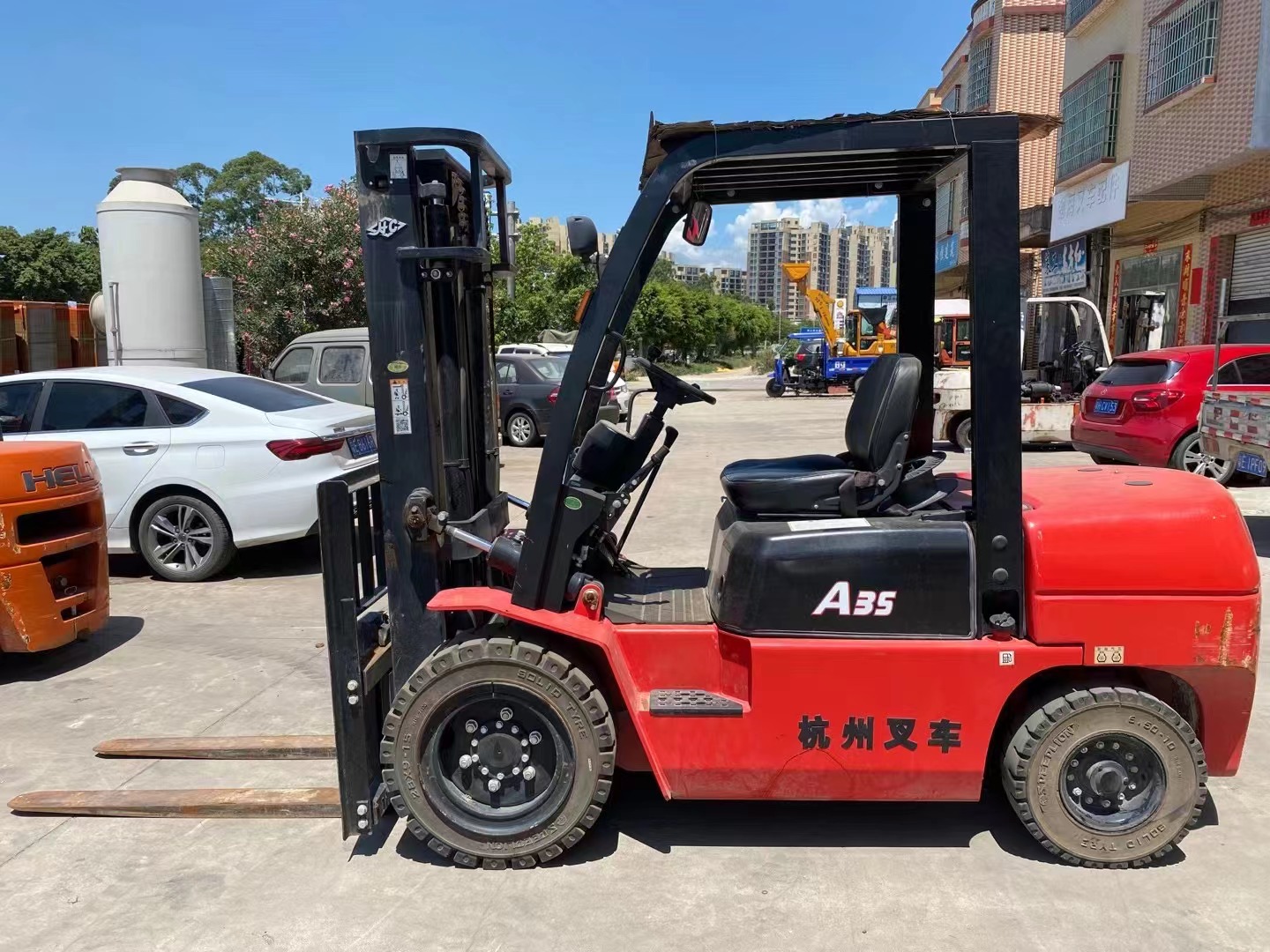 供應杭州叉車，內燃叉車，A系列3-3.5噸高通過性內燃叉車