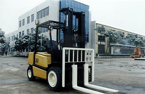 鎮江福馬3噸內燃柴油平衡重叉車 CPC-30A