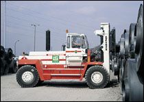 瑞典斯維叉車(SVETRUCK)37噸鋼卷專用搬運叉車 37120-54