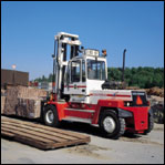 瑞典斯維叉車(SVETRUCK)15噸用于叉建材的叉車 1590-35