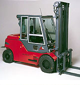 丹麥丹塔克黑登叉車(chē)(DAMTRICLJEDEM)9噸柴油平衡重叉車(chē) 9690 Diesel