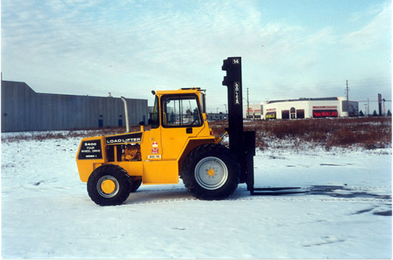 美國羅德(LOAD LIFTER)15,000磅內燃平衡重叉車 2200
