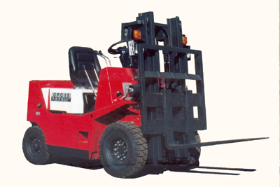 大連1.5噸柴油機械傳動叉車 CPC15A