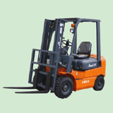 寶驪內(nèi)燃平衡重叉車  