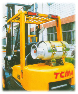 TCM 液化石油叉車  