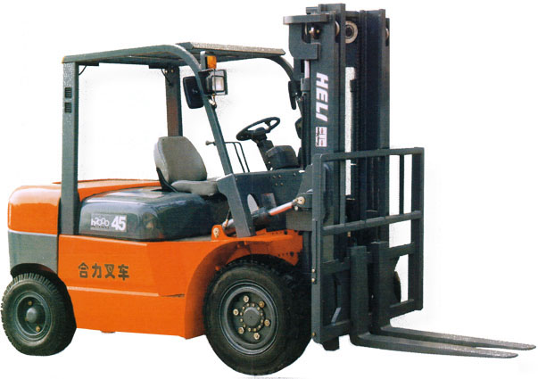 合力內燃叉車——H2000系列4-5噸內燃叉車 H2000系列4-5噸