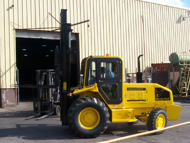 美國Master Craft8,000磅重型越野叉車 AEII-8432