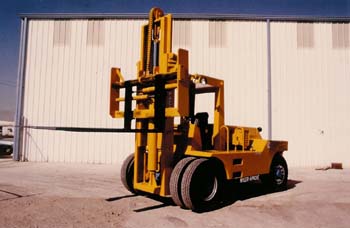 美國Apacheforlift& Equipment重型內燃平衡重叉車