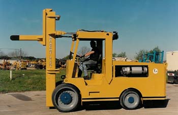 美國Apacheforlift& Equipment重型內燃平衡重叉車