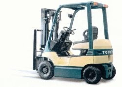 日本豐田7FBH10電動平衡重叉車 7FBH10