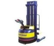 美國藍(lán)巨(BLUE GIANT)BGN40步行式全電動(dòng)堆高機(jī) BGN40