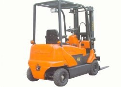 保加利亞黑爾庫(HERCU)E16電動叉車 E16
