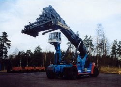 瑞典斯安姆威叉車（SmvLifttrucks）內燃集裝箱正面吊 SC4537 CAX SPEC