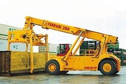 意大利CVS Ferrari 280PBS內燃集裝箱正面吊 Ferrari 280PBS