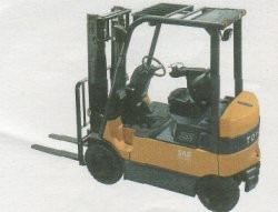 美國(guó)豐田叉車(TOYOTA)7FBMF50平衡重三掄電動(dòng)叉車 7FBMF50