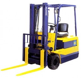 小松叉車（美國）FB10M-3平衡重式三輪電動叉車 FB10M-3