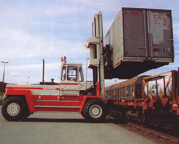德國Deutruck集裝箱平衡重叉車 28120