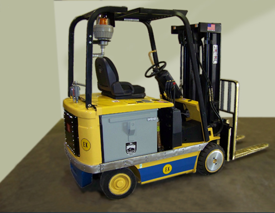 美國(RICO)四輪電動平衡重叉車 4,000 to 6,000 pounds.
