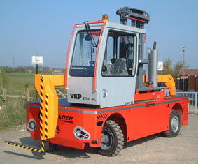 英國(guó)Northern Sideloaders側(cè)面叉車2