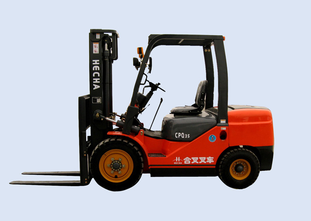 CPQ 35 內(nèi)燃平衡重式叉車