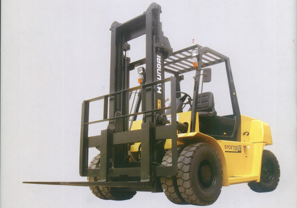 北京現代:平衡重叉車 CPCD50F/CPCD60F/CPCD70F