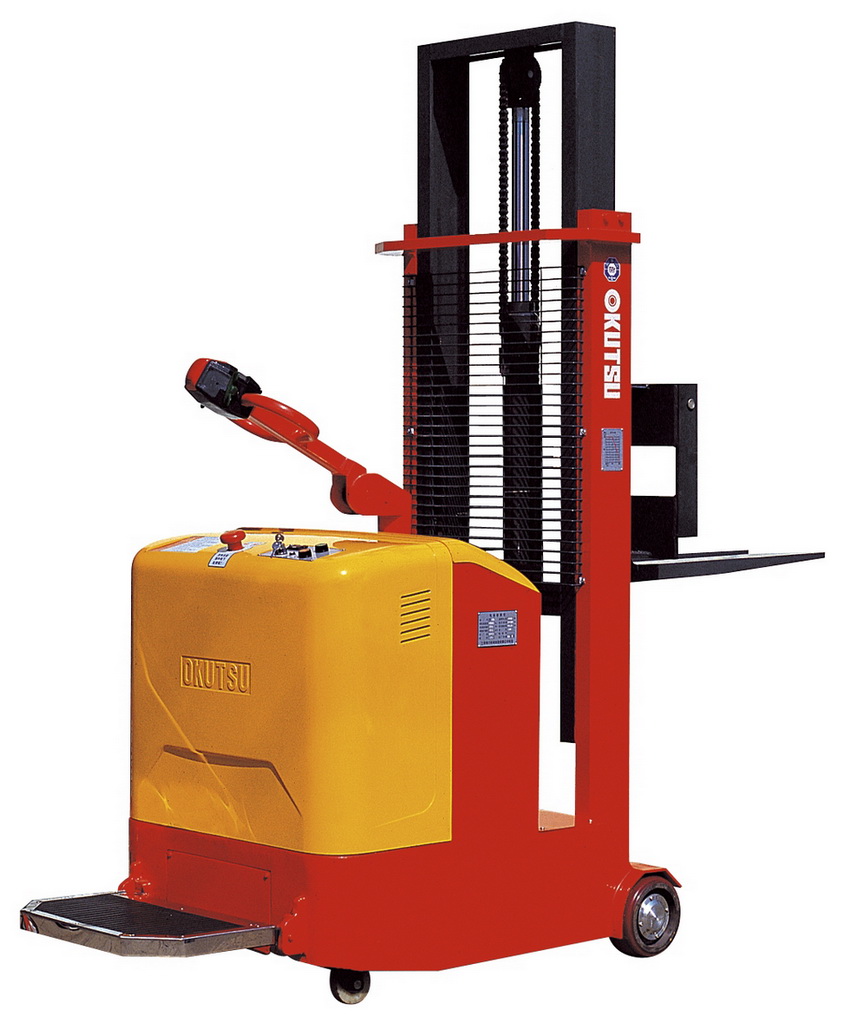 全電動平衡重式堆高機 CDD0.75B-25