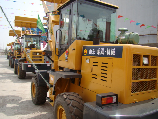 山東乘風裝載機、裝載機ZL926 裝載機ZL926