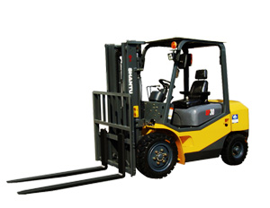 SF30內燃平衡重叉車 SF30