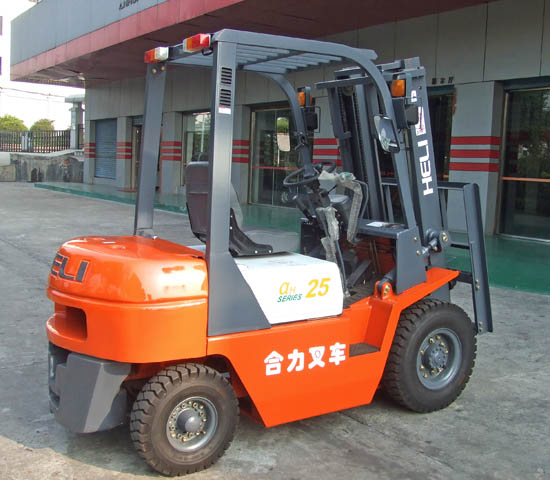 合力柴油叉車