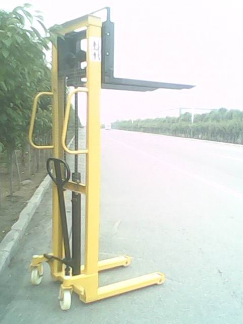青島液壓叉車 CTY1