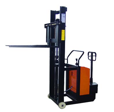 無前腿型半電動(dòng)堆高車 CTW