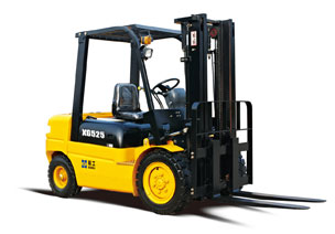 廈工2.5噸內燃平衡重式叉車 CPC25H(XG525-D2)