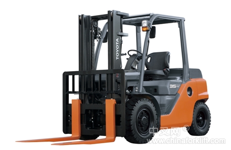 豐田8系列3.5噸內燃平衡重叉車 8FD35