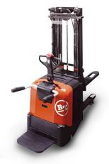 BT產品STAXIO SPE系列電動堆高機 SPE125L SPE160L