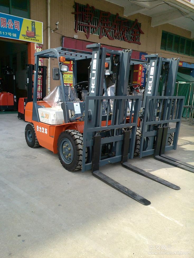深圳叉車維修中心、柴油叉車維修、電動(dòng)叉車維修、手動(dòng)叉車維修 叉車