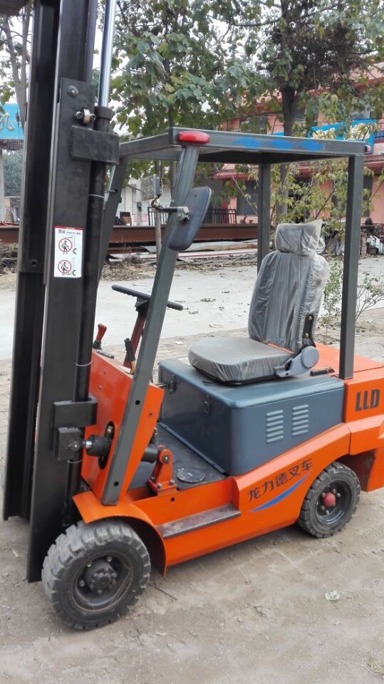 電動叉車，電動叉車報價，電動叉車廠家 LLD-15