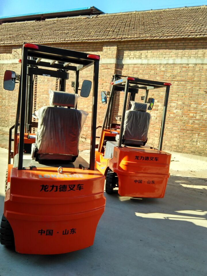 直銷手動(dòng)液壓裝卸車/手動(dòng)升高車/堆垛車/地牛車/電動(dòng)叉車 LLD-15