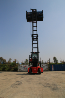 空箱堆高機ZD90K8 ZD90K8