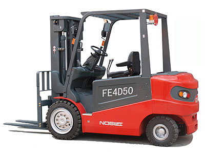 四支點平衡重叉車 FE4D50