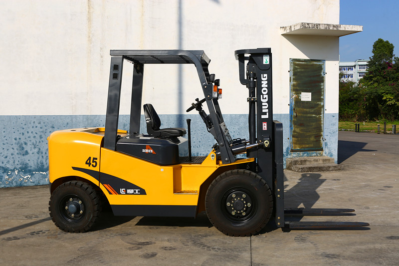 CPC45A/47A內燃叉車 CPC45A/47A