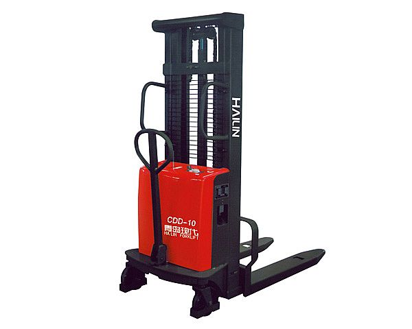青島現代 CDD-10電動堆垛機