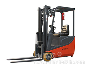 南京諾嘉龍工全電動平衡重堆高車（座駕式） E1030GS