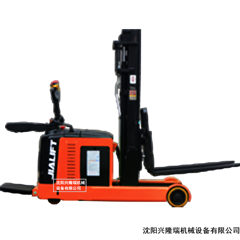站駕前移式叉車 Q2060GA
