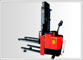 搬易通TB-A系列1.5噸全電動(dòng)堆垛車(chē)（叉腿可提升型） TB15A-25